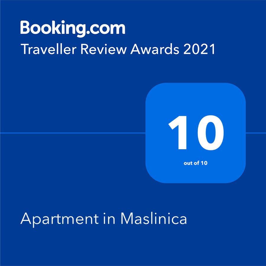 Apartment In Maslinica 70M From The Sea Esterno foto